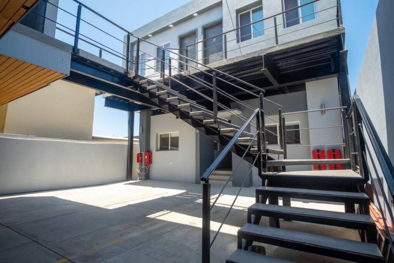 Apartamento Casa San Miguel With Gated Parking At Casas Sanblu Ensenada Exterior foto