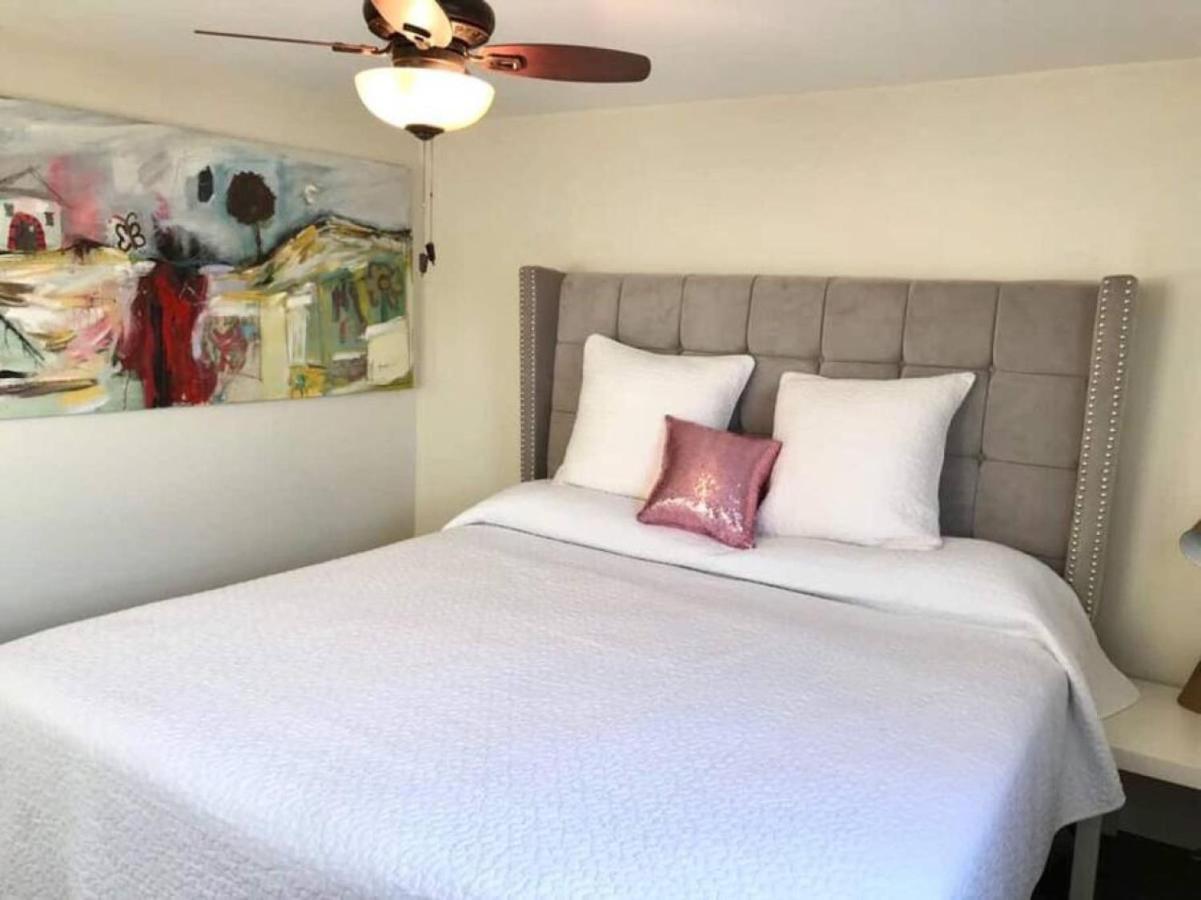 Apartamento Casa San Miguel With Gated Parking At Casas Sanblu Ensenada Exterior foto